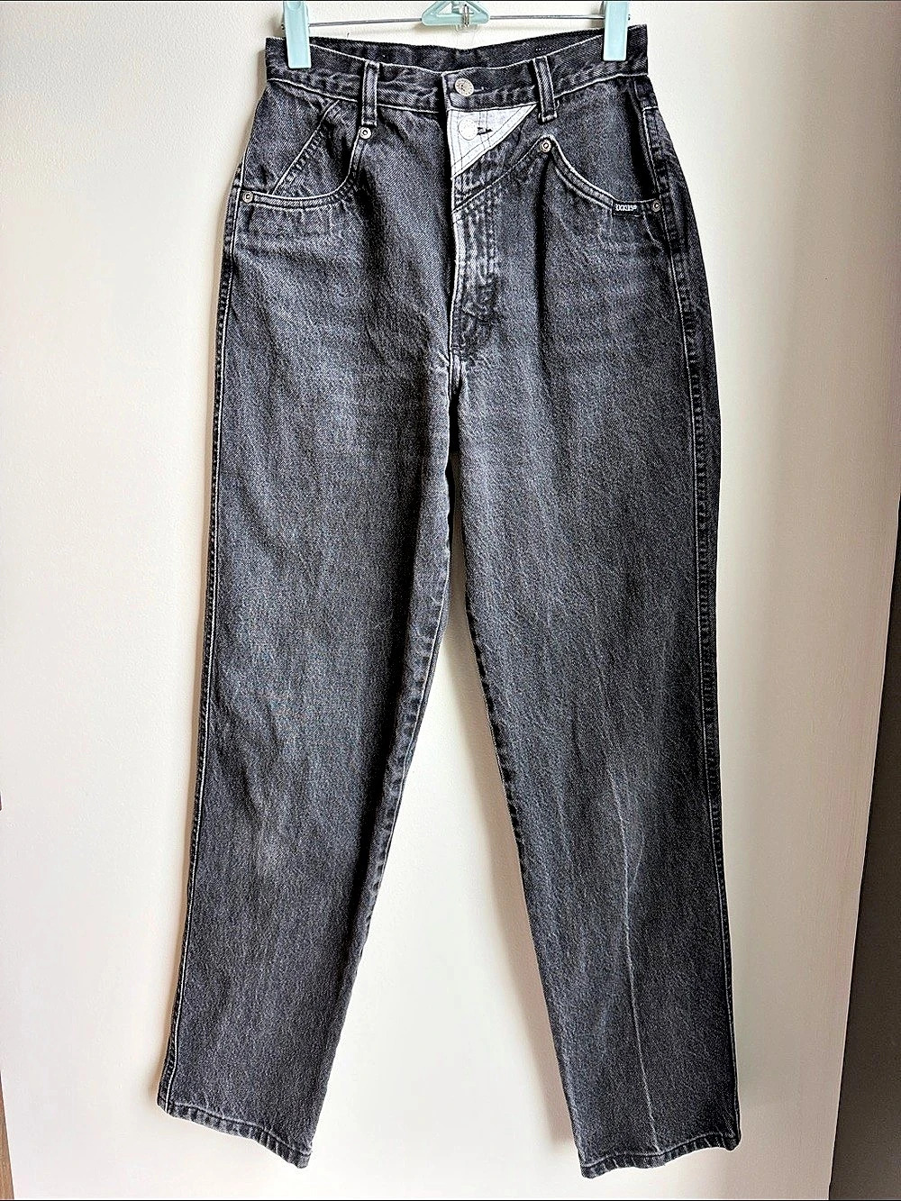Vintage Rockies Straight Leg Jeans in Washed Black